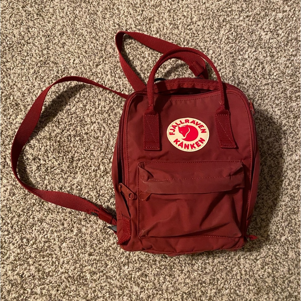 Fjällräven Kånken Mini Red Backpack